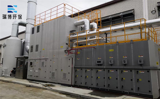 �����ܿ��з�ʯ�D݆