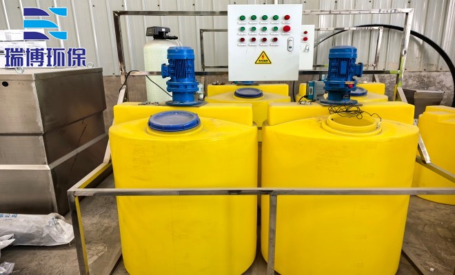 �ЙC�U��̎���O��|Σ�U����������܇�g������̿|����̎���O��S�Ҍ��ĈD